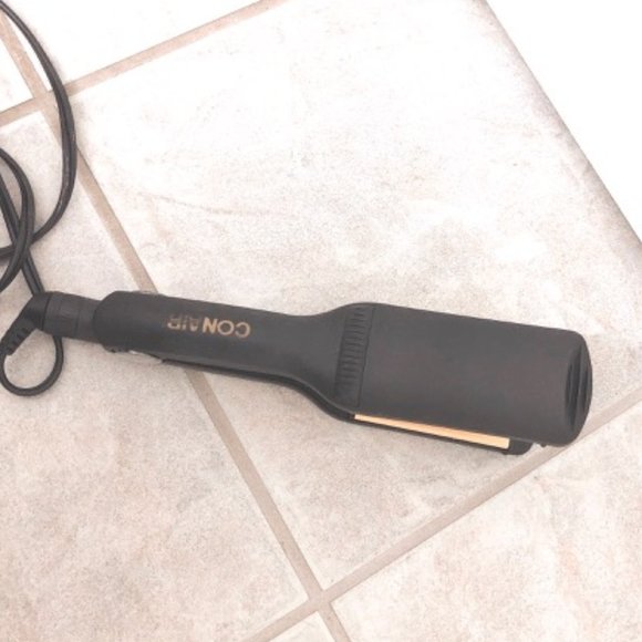 Conair Hair Straightener - Picture 3 of 6